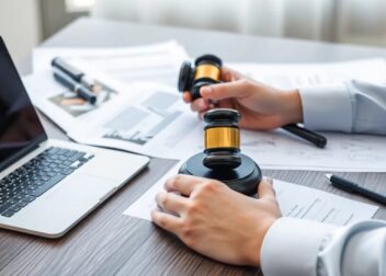 Abogados en Asesor.Legal como formular una reclamacion previa eficaz frente a premier por desperfectos