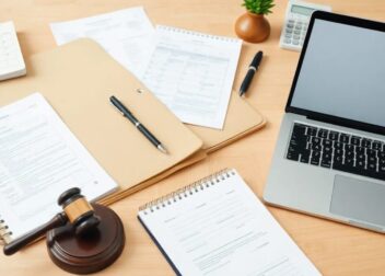 Abogados en Asesor.Legal como te acompana un abogado en todo el proceso de un ere asesoramiento previo negociacion y posibles demandas