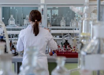 Abogado especialista en negligencias médicas y pruebas periciales