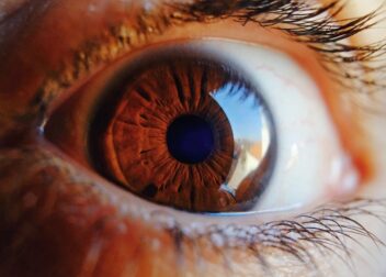 Cómo preparar primera consulta con abogado de mala praxis estética u ocular