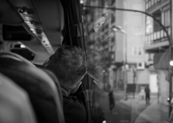 Presupuesto mensual de asesoría jurídica para empresa VTC en Valencia