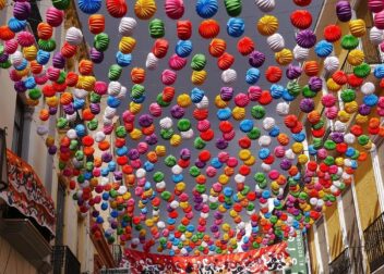 Por 395€ completo gestoría en Ronda para regularizar extranjeros de Marruecos sin contrato 2026