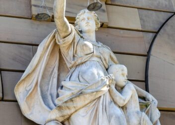 Abogados en Asesor.Legal | Asesoría legal para Cómo elegir el abogado adecuado para impugnar sanciones laborales Cómo elegir el abogado adecuado para impugnar sanciones laborales