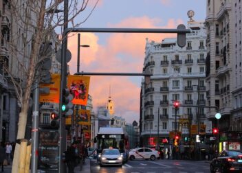 Diferencias entre vía civil y vía penal al reclamar una vivienda ocupada