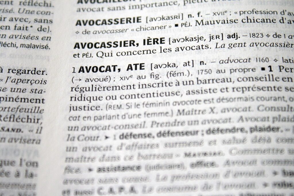 Abogado experto en el derecho de transmisión y derecho de acrecer