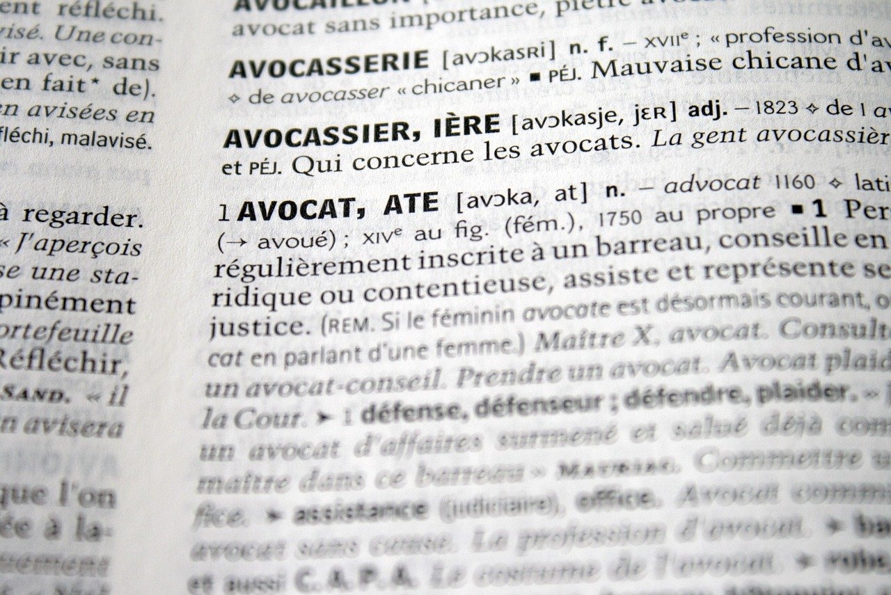 Abogado experto en el derecho de transmisión y derecho de acrecer