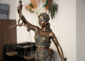 Abogado laboralista para capacitarme ante una inspección fiscal de trabajo