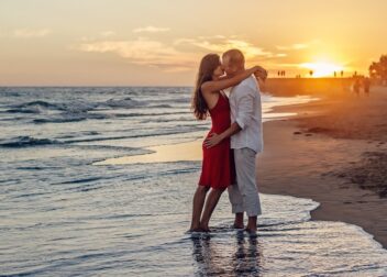 Cuánto cuesta contratar abogado para interinos en Canarias