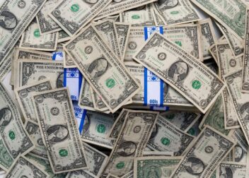 Guía sobre el dinero que puedes recuperar tras impugnar una multa