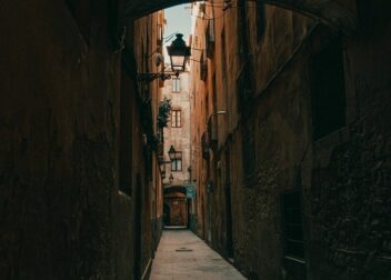 Abogado para interinos en Madrid Barcelona y Valencia tras el caso Obadal