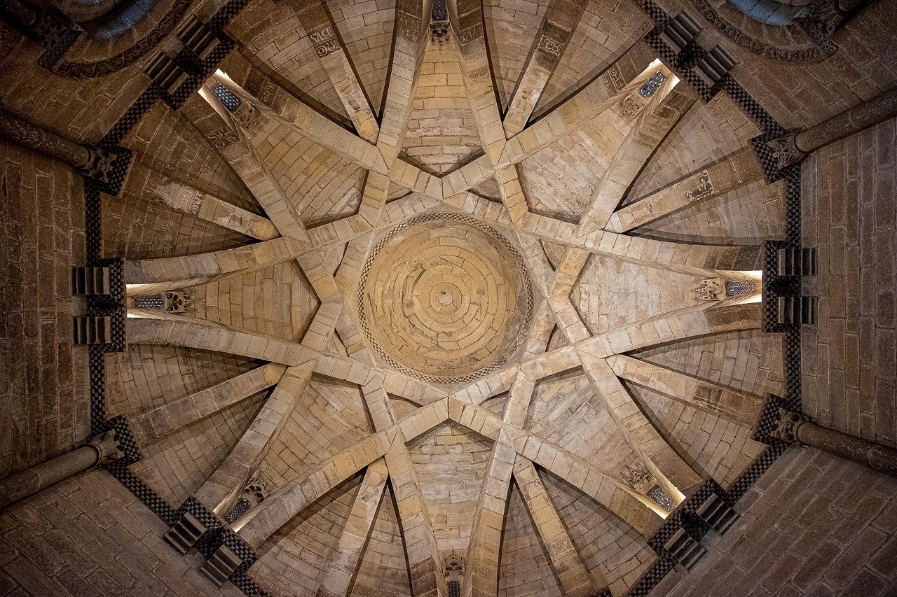 Abogado experto en interinos de Navarra tras el caso Obadal