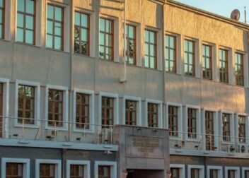 Qué revisar en la web de un abogado de interinos antes de contratar