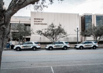 Claves para encontrar un abogado fiable en abuso de temporalidad de interinos