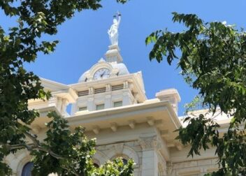 Coste de abogado para interinos en procesos judiciales de larga duración