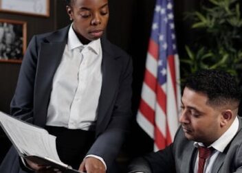 Precio de abogado para interinos en recursos extraordinarios