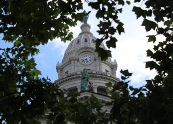 Cómo identificar abogados con experiencia en indemnización de interinos