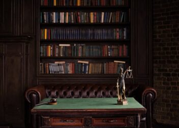 Precio de abogado para interinos en defensa ante sanciones