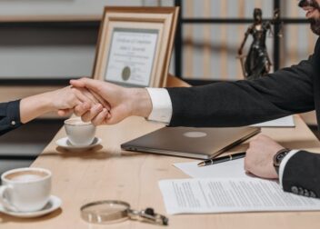 Cuánto cuesta reclamar fijeza en la administración pública en 2026