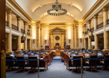 Precio de abogado para interinos en conflictos con la administración pública