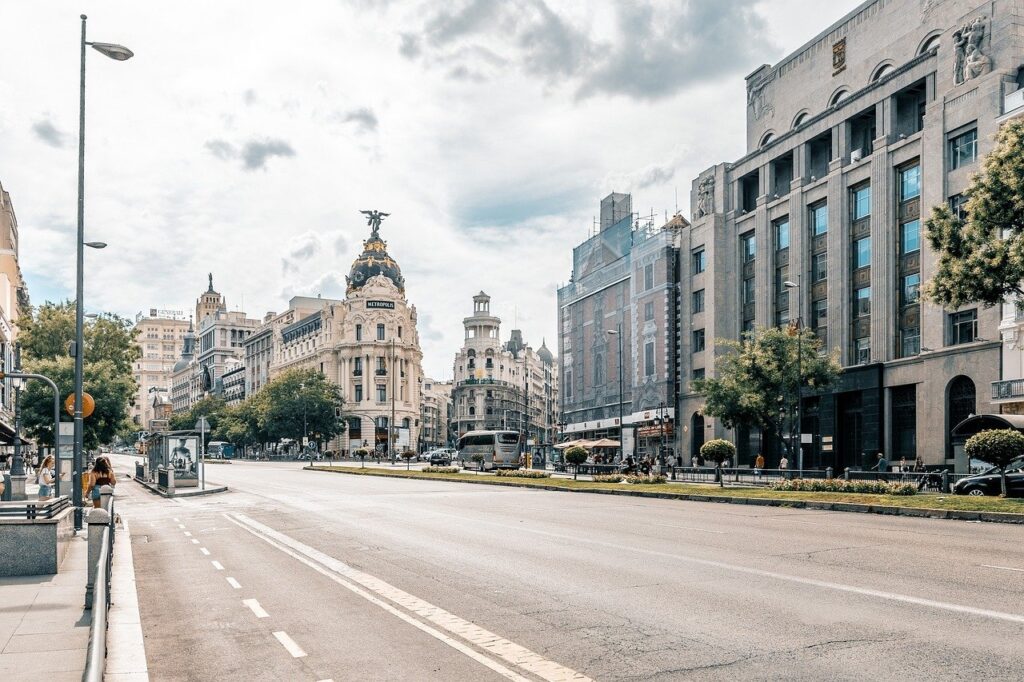 Guía práctica para presentar alegaciones contra multas ZBE en Madrid